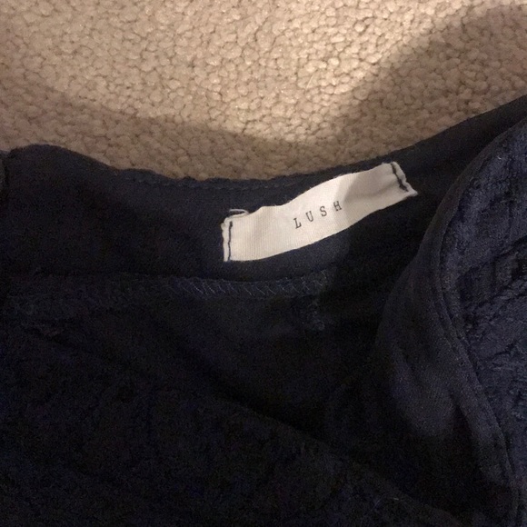 Navy blue high waisted shorts - Picture 2 of 3